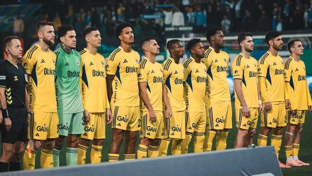 Fenerbahçe'nin Yıldız Futbolcusu Mert Müldür Ameliyat Oldu